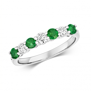 Diamond & Emerald 7 stone ring, 0.72ct, 9k White Gold